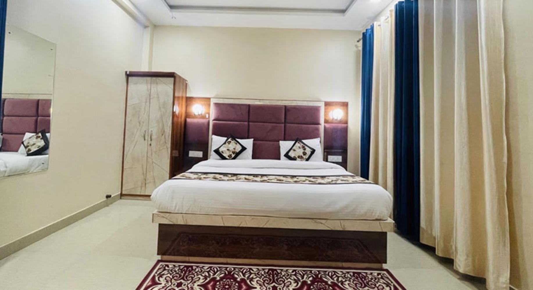 The Five Dimension Apartman Agra  Kültér fotó